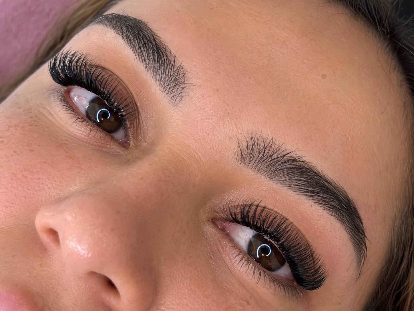EFECTO PESTAÑINA VOLUMEN MEDIO U3D